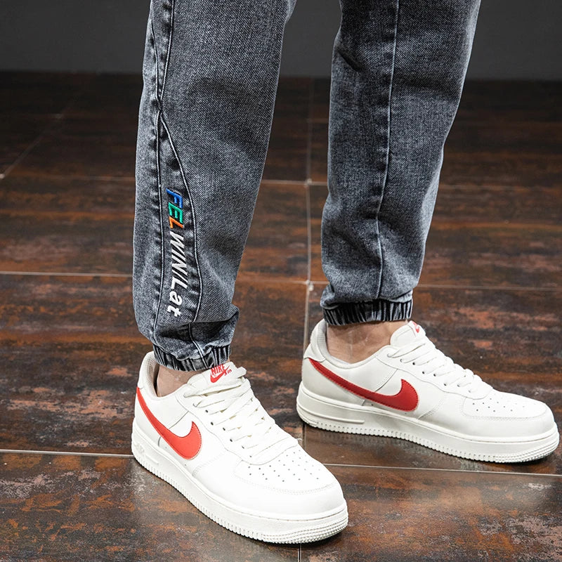 Primavera Verano negro azul Cargo Jeans hombres ropa de calle Denim Jogger pantalones hombres holgados Harem Jean pantalones de talla grande