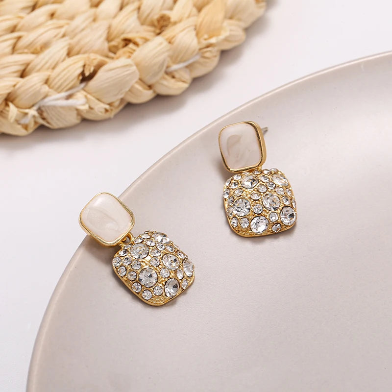 Nuevos pendientes geométricos de cristal brillante púrpura Vintage para mujer, pendientes de gota finos y encantadores, joyerÃa
