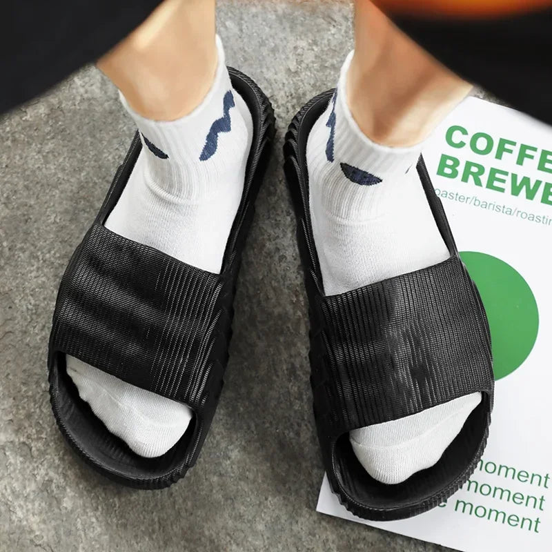 Zapatillas de casa suaves para parejas, zapatillas de baño antideslizantes para interiores de verano, sandalias de Hotel de Color sólido, chanclas para hombres y mujeres, zapatos planos