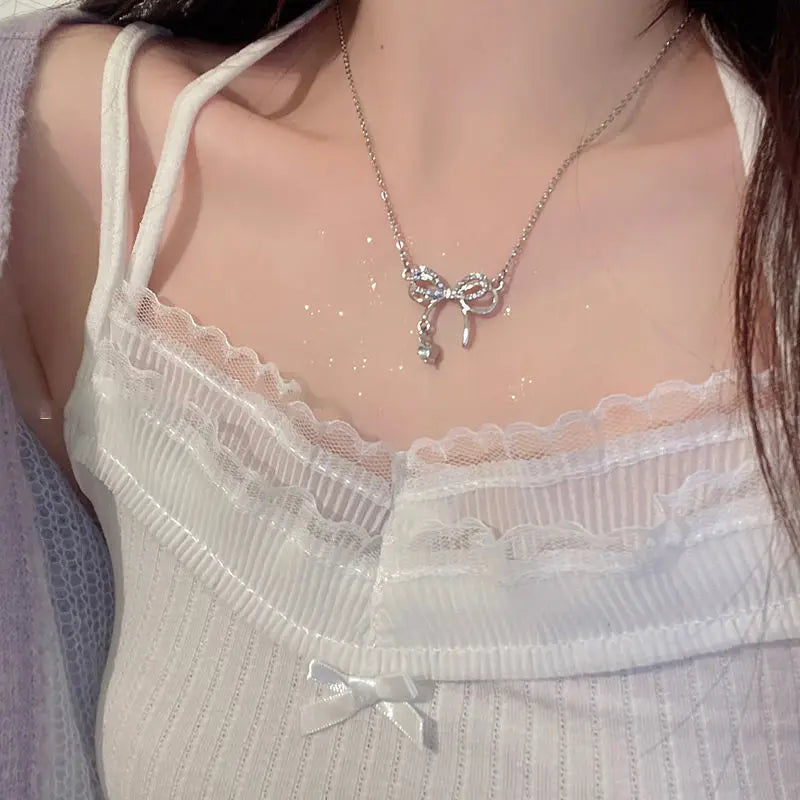 Collar de mariposa de plata para mujer, collar con colgante de circón de cristal para mujer y niña, collar de cadena de cristal, joyerÃa de fiesta