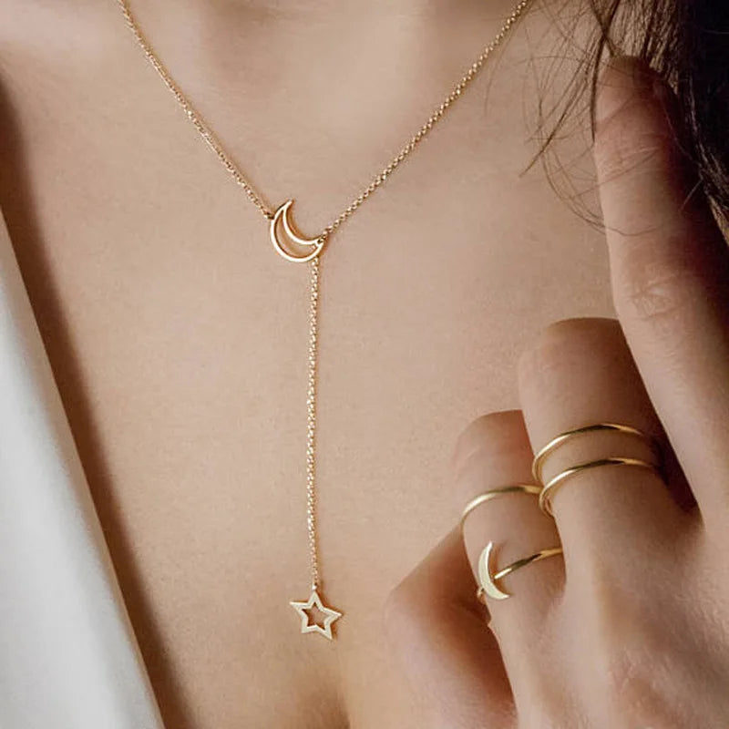 Nuevo Simple Luna estrella colgante gargantilla collar Simple Color oro aleación encanto cadena Collares collar para mujer joyerÃa de fiesta