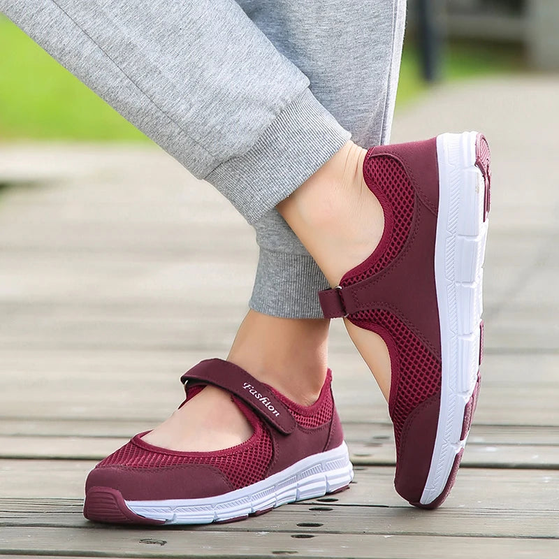 Zapatos vulcanizados transpirables para mujer, zapatillas de deporte de malla transpirable a la moda, zapatos de trabajo informales para caminar, color blanco
