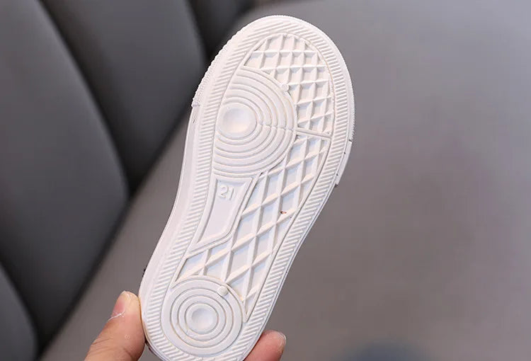 Zapatos de lona de caña media para niños, zapatos informales cómodos de fondo suave para niños y niñas, zapatos de tablero transpirables antideslizantes