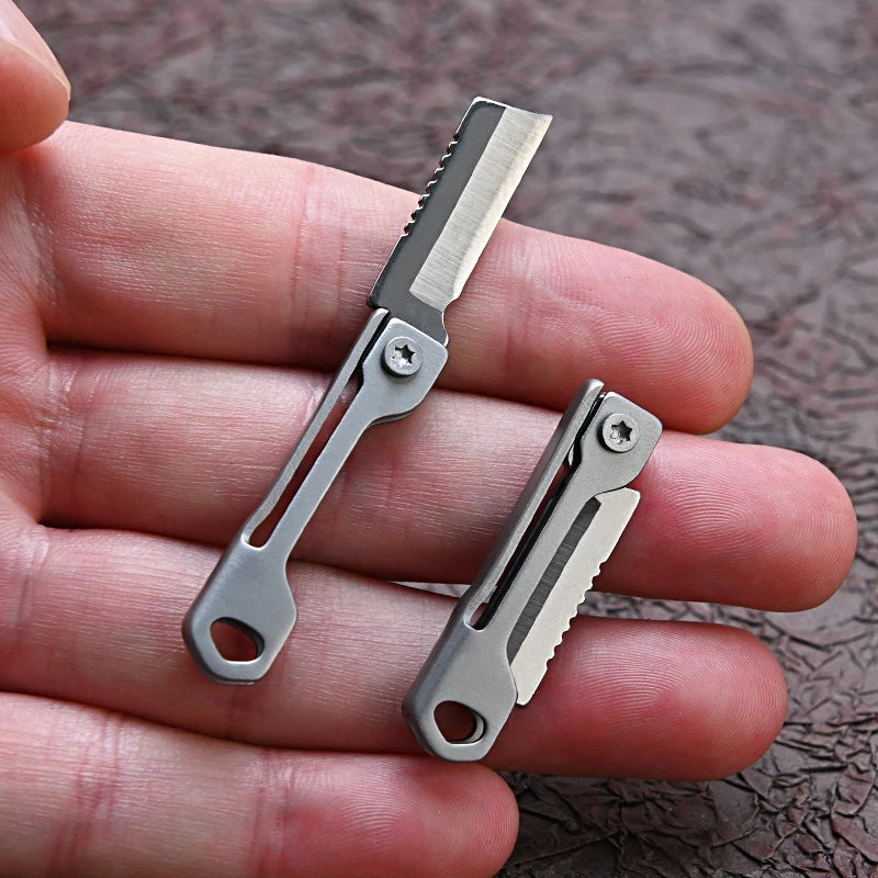 Suministros para acampar al aire libre, cuchillo plegable de acero inoxidable, Mini cuchillo de bolsillo multifunción con cabeza cuadrada, llavero colgante, 1 ud.