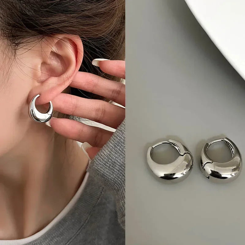Pendientes de aro gruesos de Metal liso de acero inoxidable para mujer, aros redondos a la moda, pendientes llamativos, joyerÃa de moda 2024