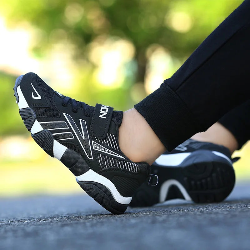 Zapatillas de deporte de moda para niños, zapatos deportivos transpirables de malla para correr, calzado ligero para caminar en la escuela