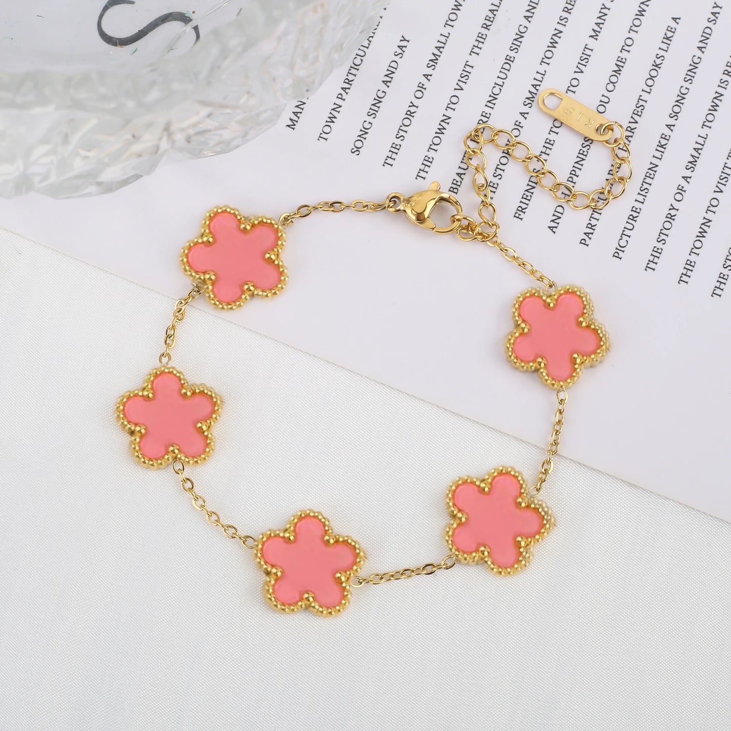 Pulsera clásica de acero inoxidable para mujer, brazalete ajustable de cinco flores, joyerÃa de fiesta a la moda, regalos de trébol