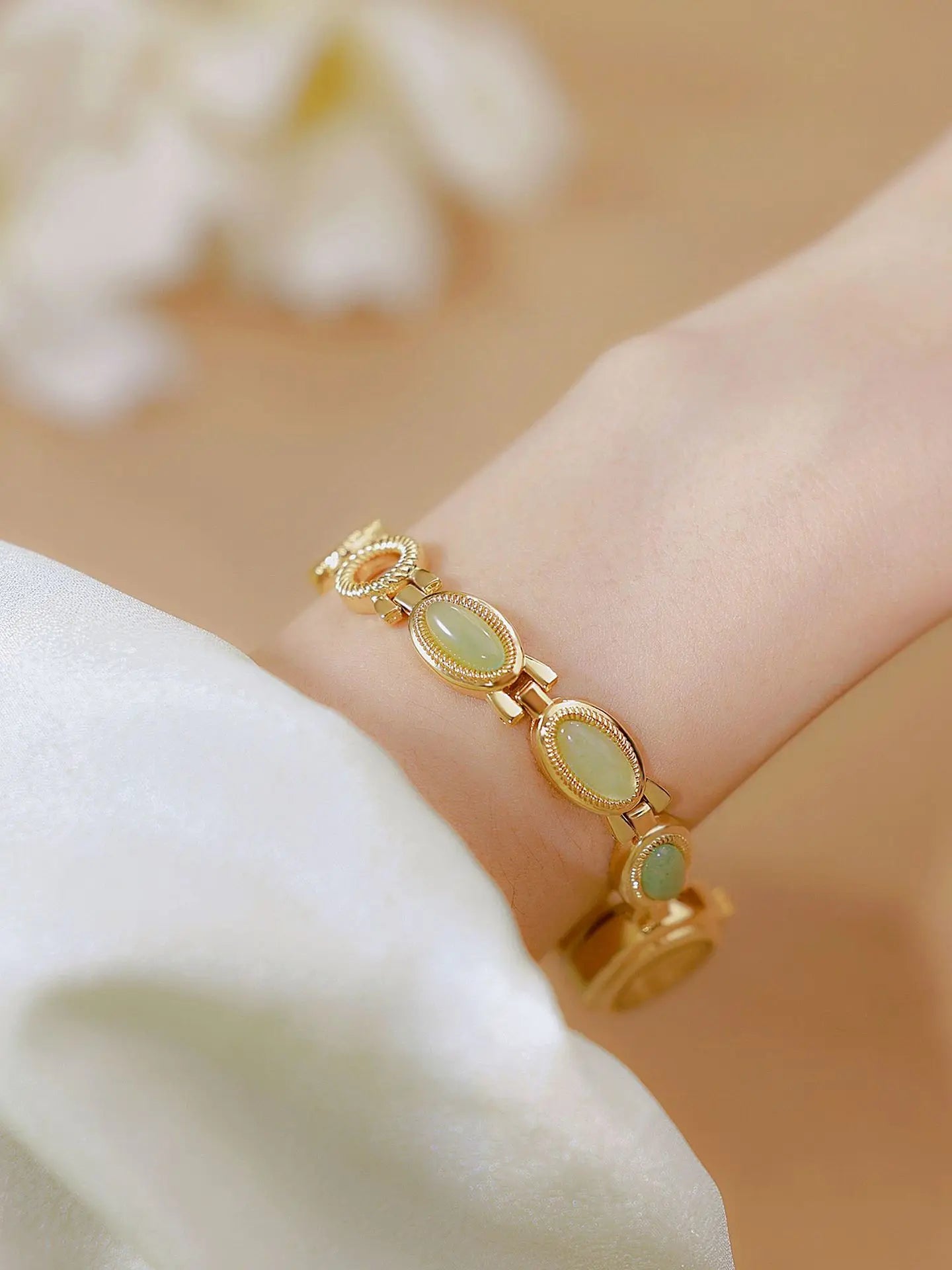 Reloj UTHAI para mujer, pulsera para mujer, marca de lujo, resistente al agua, piedra Dongling Natural Retro, Jade Hotan, relojes de cadena avanzados, regalo