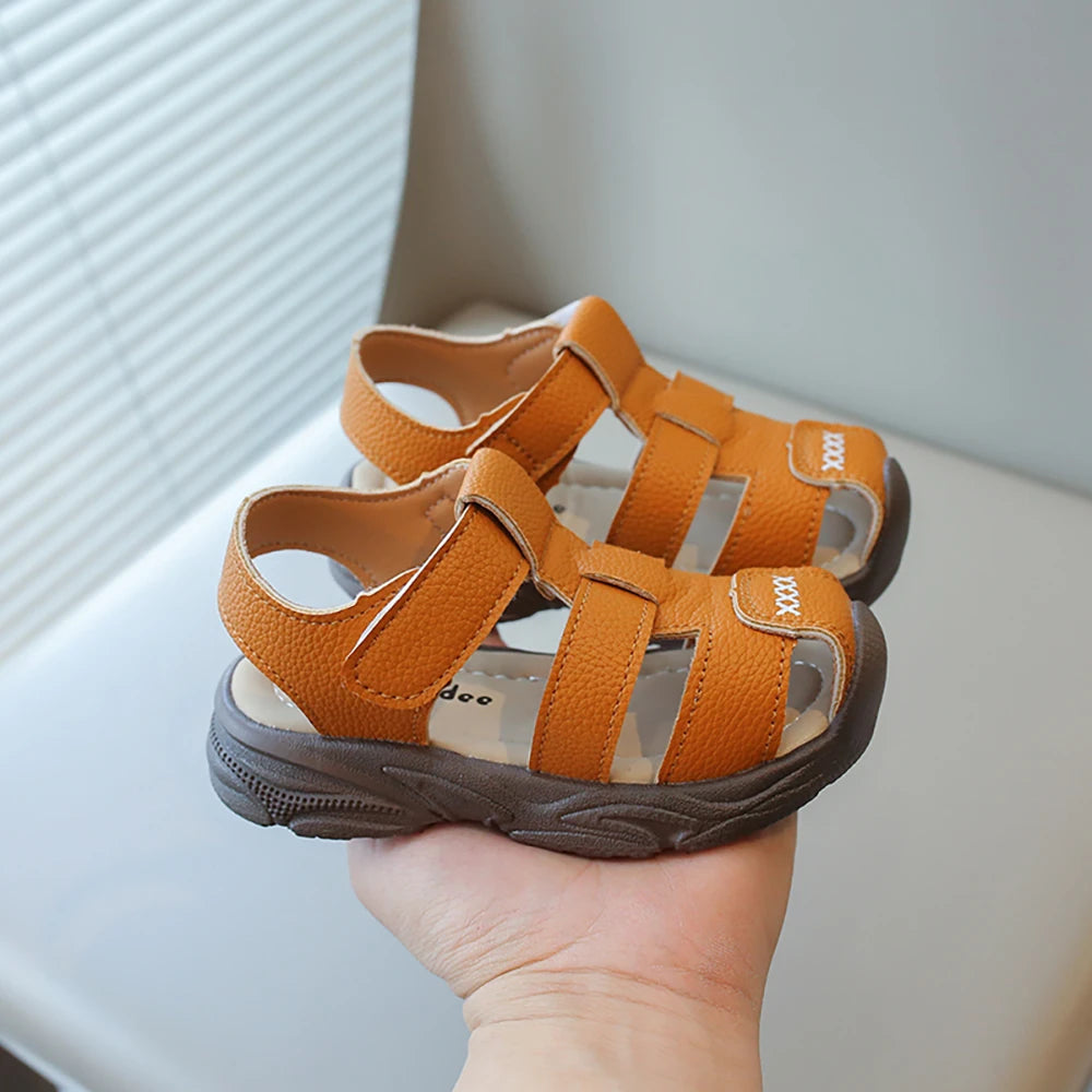 Sandalias deportivas de verano para niños, sandalias Vintage de cuero PU para niño, sandalias antideslizantes de suela blanda para chico, zapatos de verano a la moda