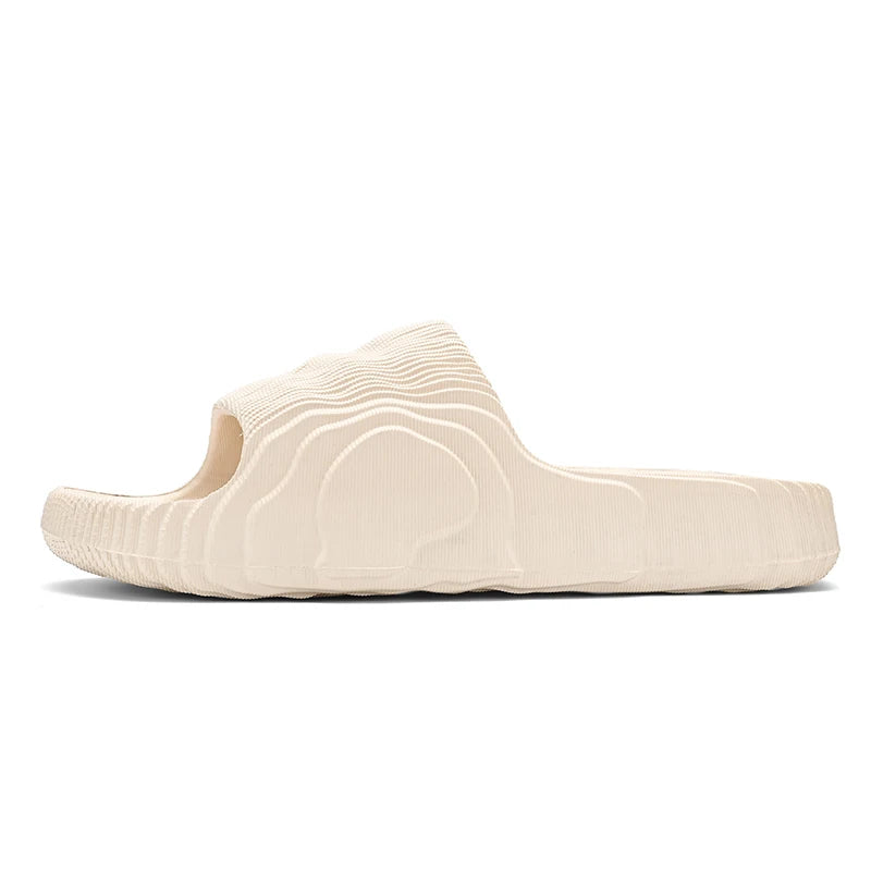 Zapatillas de casa suaves para parejas, zapatillas de baño antideslizantes para interiores de verano, sandalias de Hotel de Color sólido, chanclas para hombres y mujeres, zapatos planos