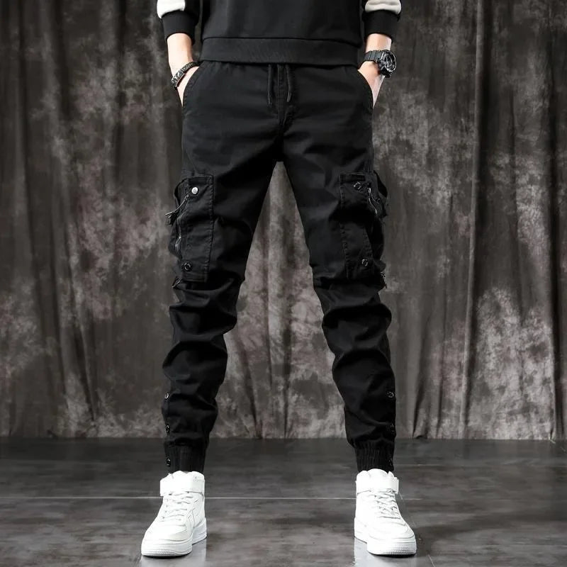 Pantalones Cargo de moda para hombre, pantalones ajustados de estilo informal, holgados, estilo americano, pantalones de pie pequeños con múltiples bolsillos, color negro, primavera y otoño