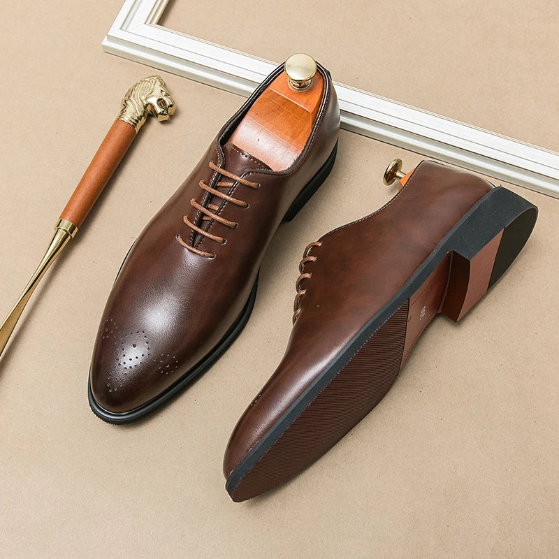 Zapatos de cuero de lujo para hombre, zapatos de alta calidad a la moda Oxford, zapatos de vestir de boda para hombre, zapatos de cuero 2024, zapatos de oficina para caballero