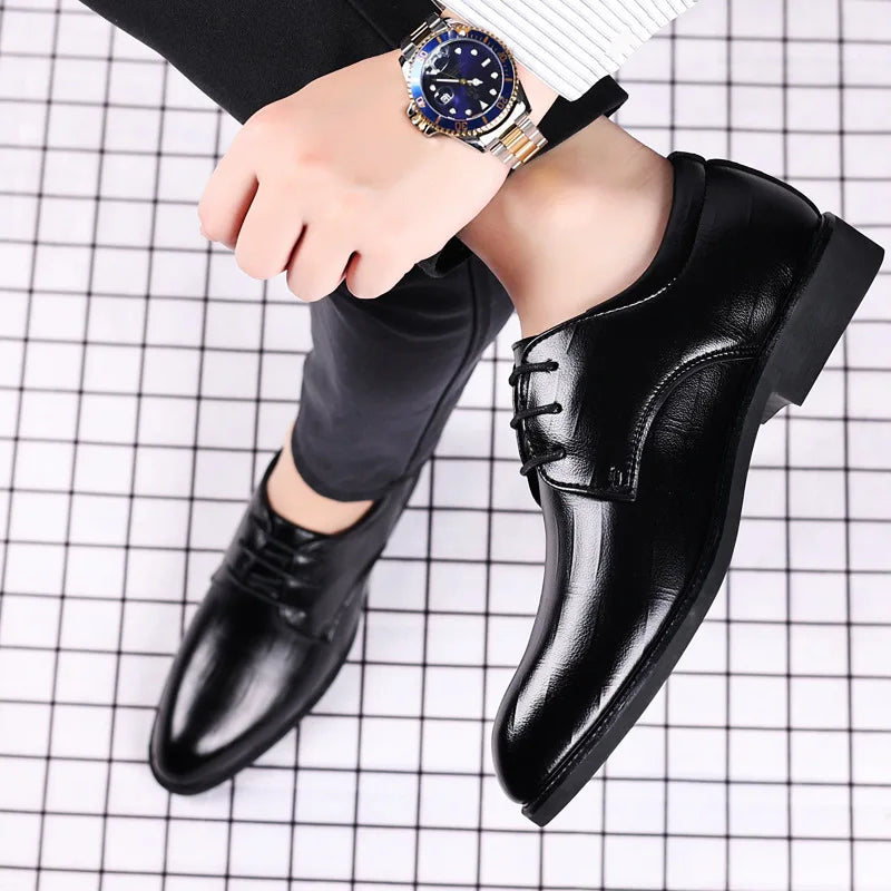 Zapatos de vestir de cuero para hombre, zapatos formales sociales para hombre, zapatos informales de negocios con punta estrecha, zapatos de diseñador de fiesta de lujo para hombre