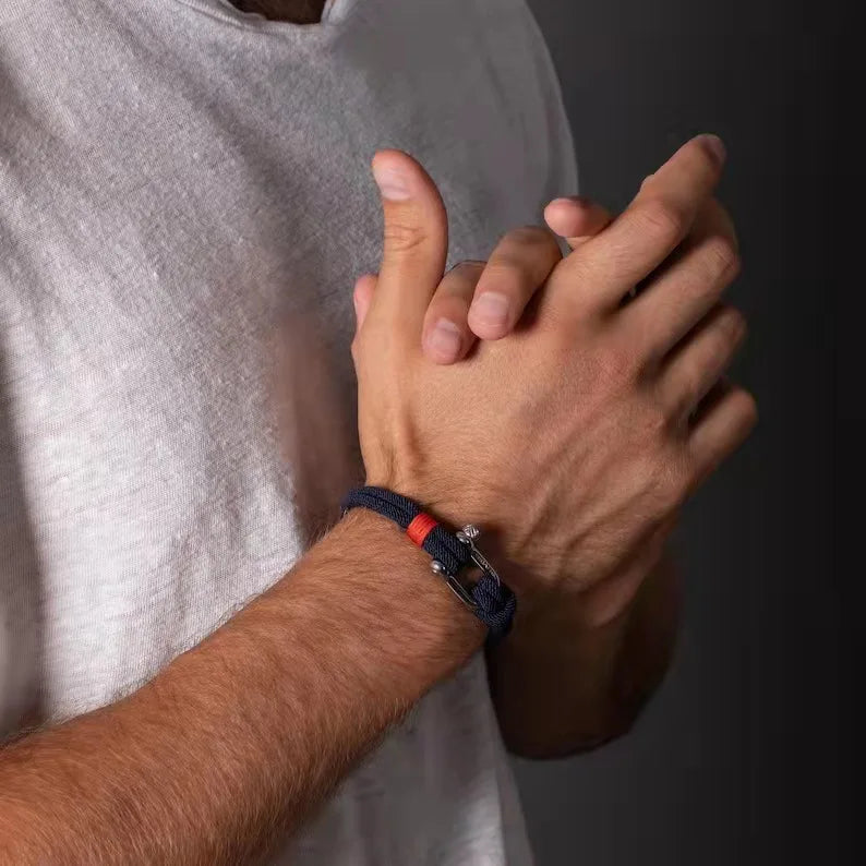 Pulsera de supervivencia en forma de U de acero y titanio negro para hombre, pulsera de cuerda con grillete de emergencia de rescate para acampar al aire libre, 21cm, 1 ud.