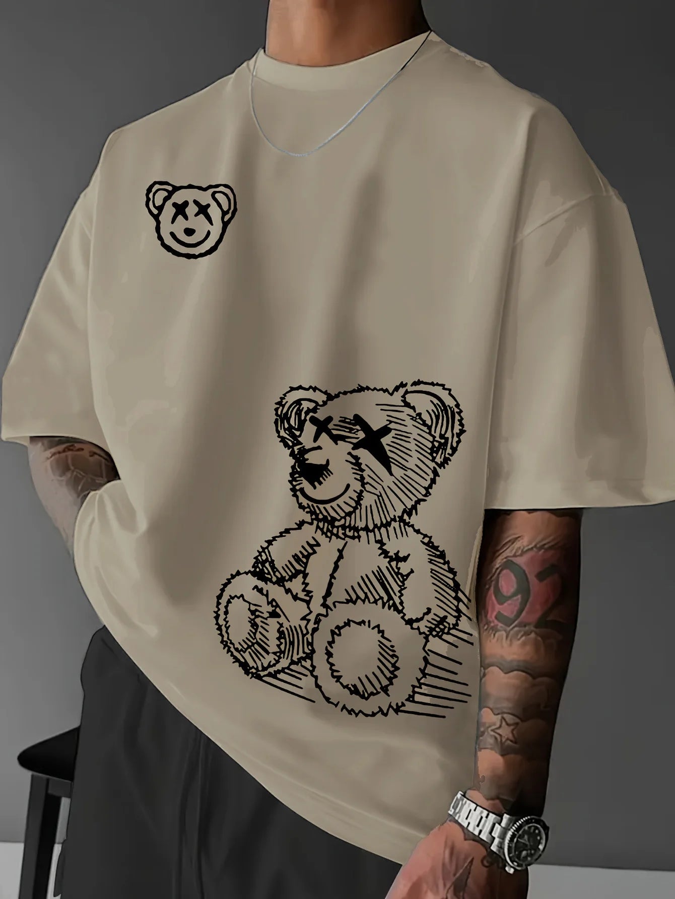 Camiseta deportiva informal de algodón puro 100% para hombre, camiseta holgada y a la moda con estampado de oso de dibujos animados, cuello redondo, manga corta, verano