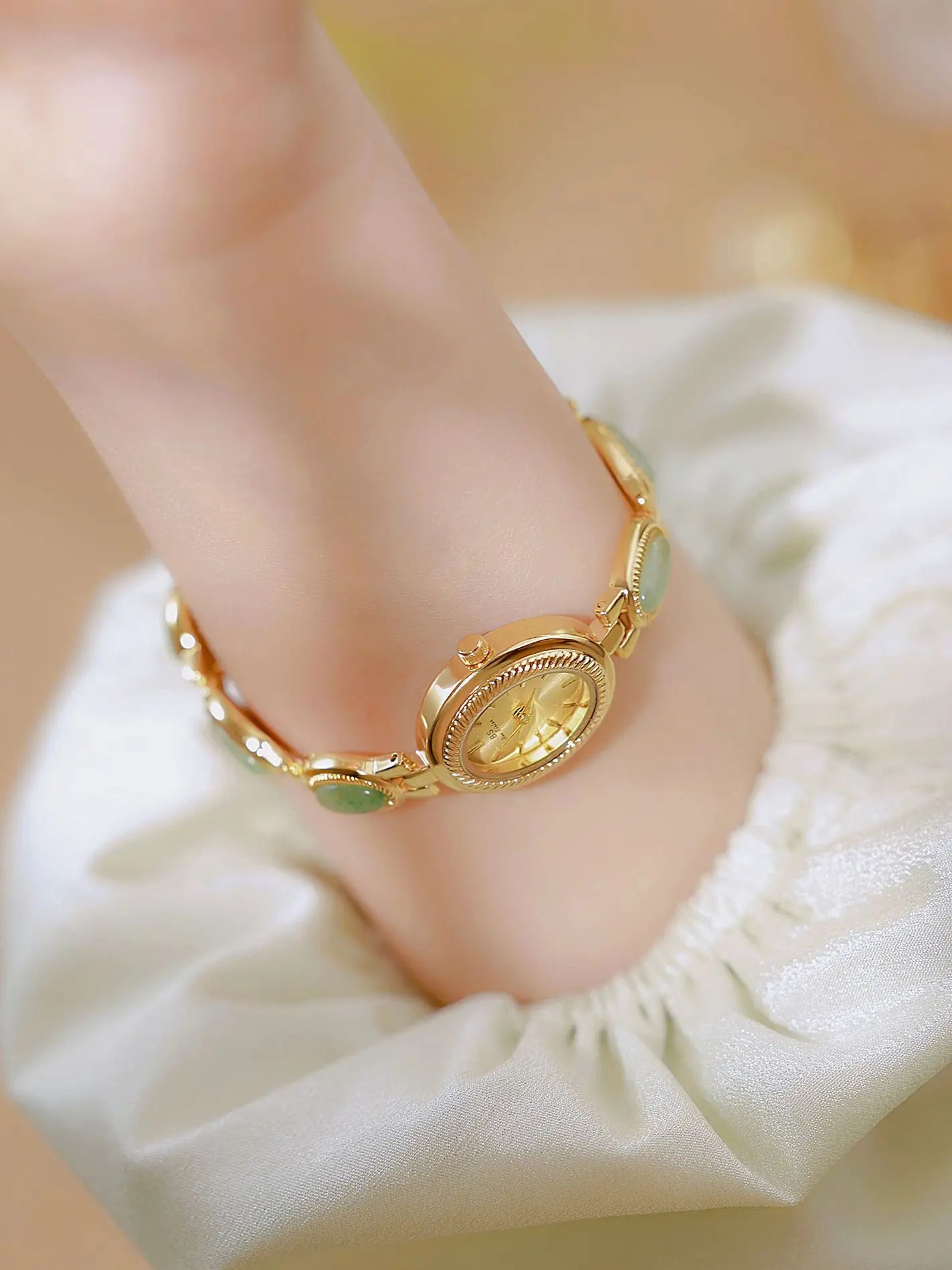 Reloj UTHAI para mujer, pulsera para mujer, marca de lujo, resistente al agua, piedra Dongling Natural Retro, Jade Hotan, relojes de cadena avanzados, regalo