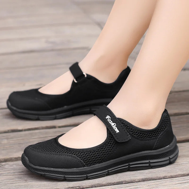 Zapatos vulcanizados transpirables para mujer, zapatillas de deporte de malla transpirable a la moda, zapatos de trabajo informales para caminar, color blanco