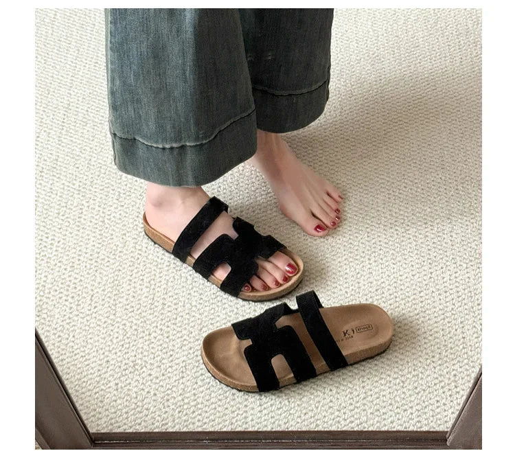 Diapositivas de moda 2025 para mujer: zapatillas de exterior con suela gruesa ajustable