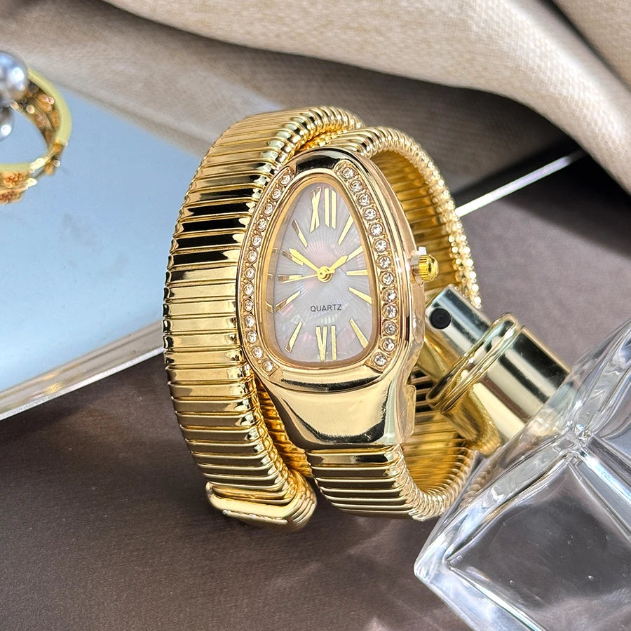 Reloj de aleación serpentina de alta calidad a la moda para mujer con caja de diamantes Reloj de pulsera de cuarzo de alta calidad estilo famoso