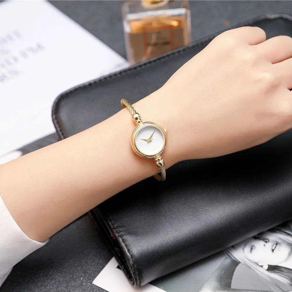 Relojes de pulsera pequeños simples para mujer, reloj de pulsera de cuarzo Retro de acero inoxidable para mujer, moda informal para mujer