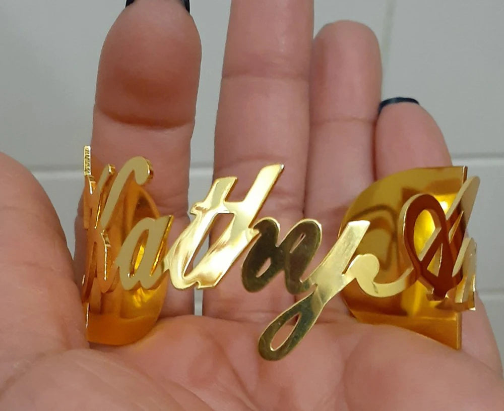 Brazalete de mujer con nombre personalizado, pulsera de acero inoxidable dorada y plateada, pulsera con dijes personalizados, regalo de joyería para el Día de San Valentín
