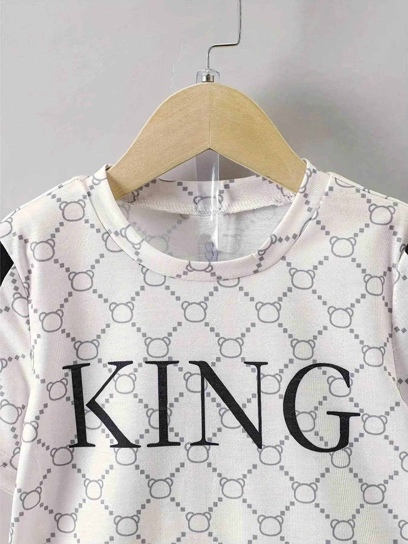 2025 Verano Nuevo traje para niños Top y pantalones cortos de verano Ropa deportiva de 2 piezas Jersey para niño fresco Camiseta Cómoda suave transpirable li