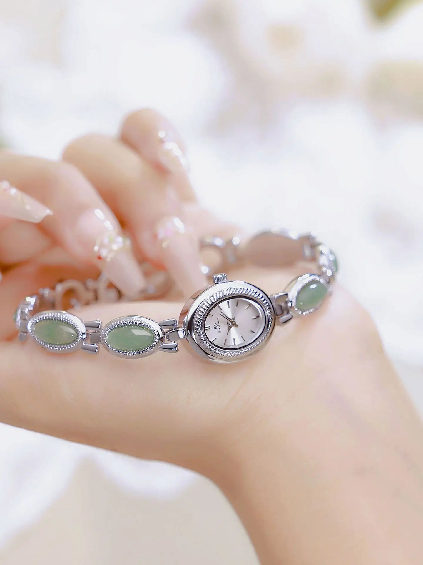 Reloj UTHAI para mujer, pulsera para mujer, marca de lujo, resistente al agua, piedra Dongling Natural Retro, Jade Hotan, relojes de cadena avanzados, regalo