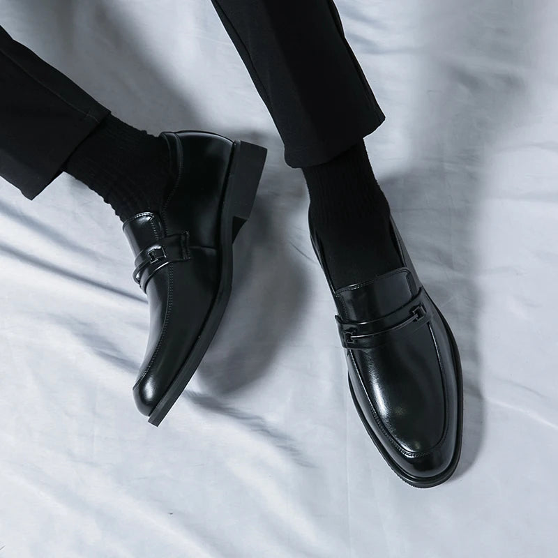 Mocasines casuales clásicos para hombre, zapatos de conducción, moda masculina, zapatos cómodos de cuero para boda, zapatos de vestir negros de negocios