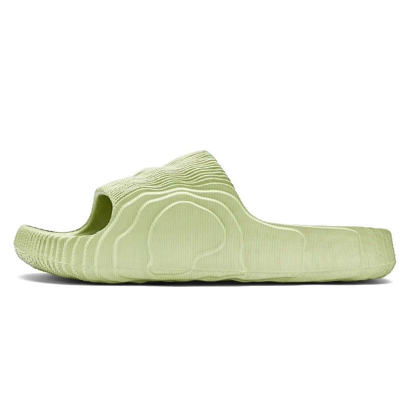 Zapatillas de casa suaves para parejas, zapatillas de baño antideslizantes para interiores de verano, sandalias de Hotel de Color sólido, chanclas para hombres y mujeres, zapatos planos