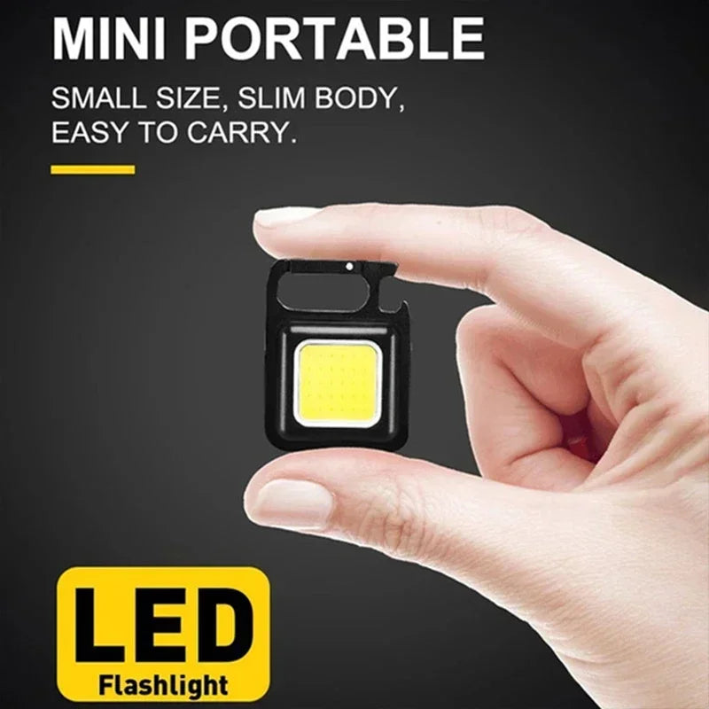 Llavero con luz Mini linterna multifuncional para acampar, LED recargable por USB, portátil, brillante, COB, Clip de bolsillo, linterna para trabajo al aire libre