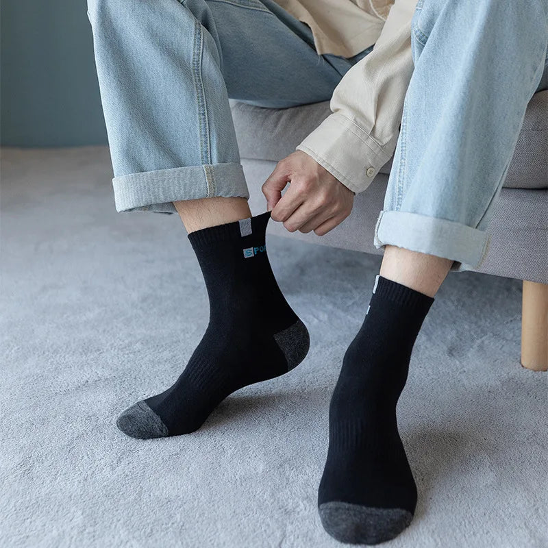 5 pares de calcetines de algodón para hombre, zapatillas deportivas transpirables suaves con letras a la moda, medias de tubo medio de alta elasticidad, toalla Sox de verano