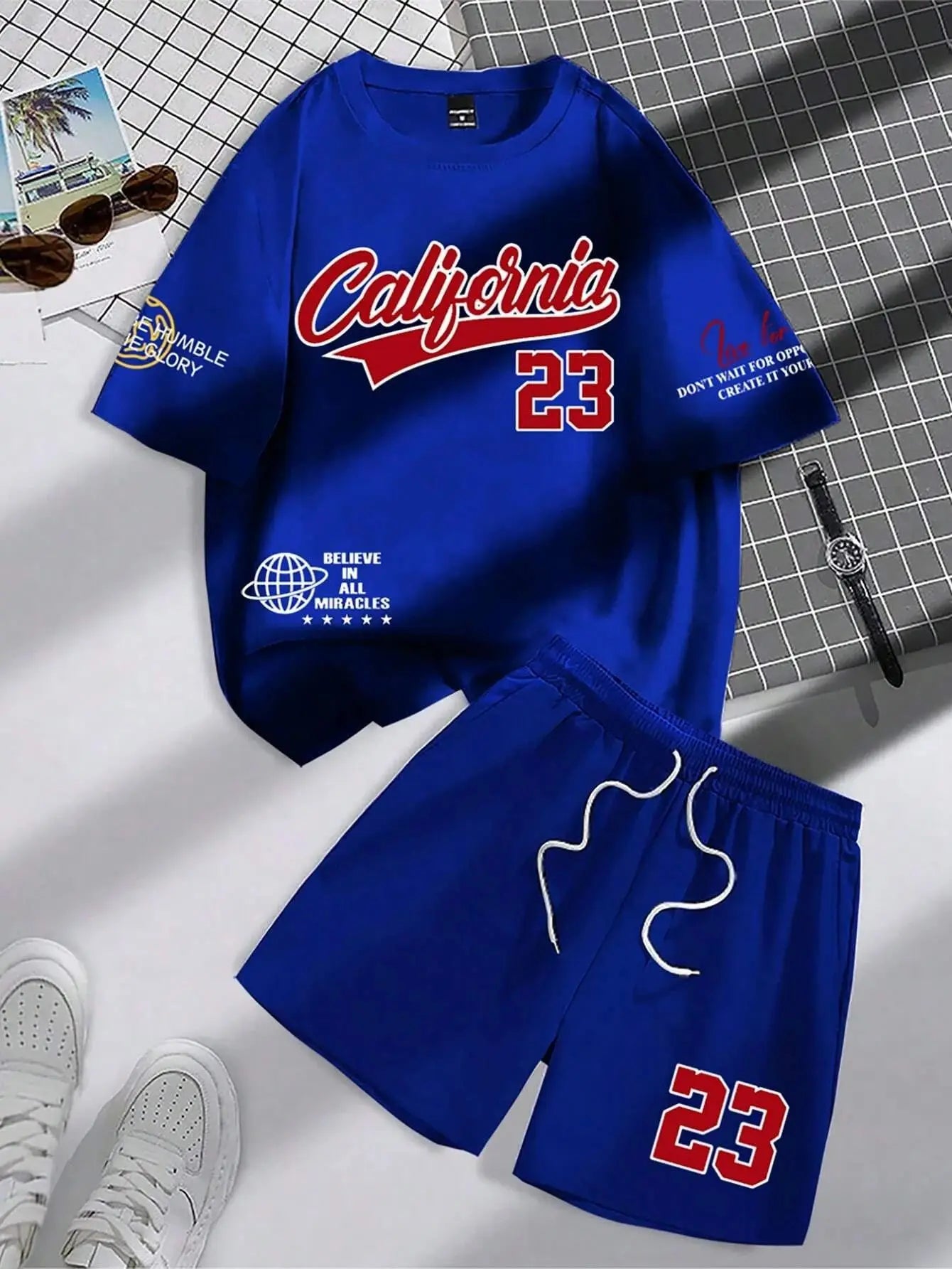 NOVEDAD DE VERANO 2025, traje de tendencia para hombre, conjunto de manga corta con cuello redondo, camiseta y pantalones cortos con cuello redondo y estampado alfanumérico personalizado a la moda