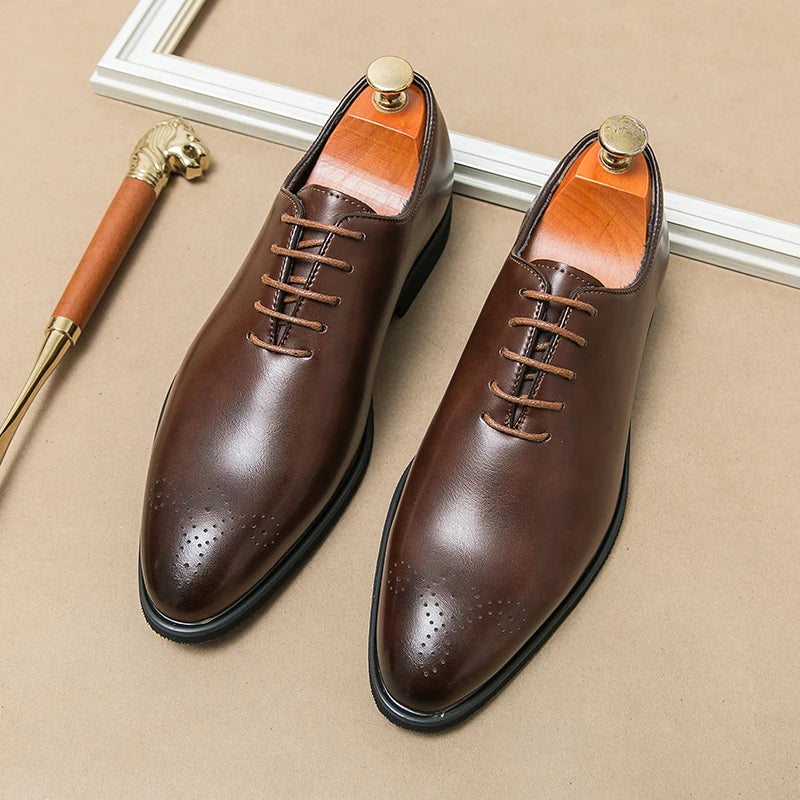 Zapatos de cuero de lujo para hombre, zapatos de alta calidad a la moda Oxford, zapatos de vestir de boda para hombre, zapatos de cuero 2024, zapatos de oficina para caballero