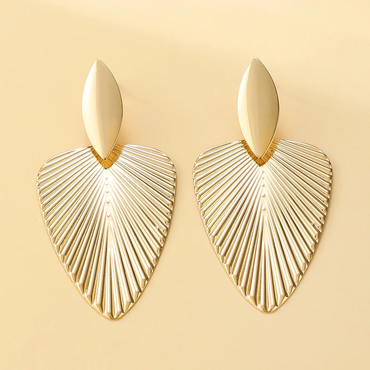 Pendientes grandes con colgante de hoja texturizada de Metal avanzado para mujer, joyerÃa de fiesta de moda exagerada, pendiente de gota geométrico de Color dorado