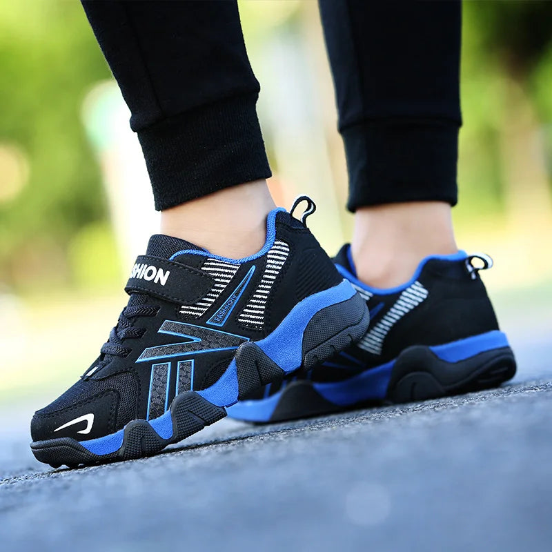 Zapatillas de deporte de moda para niños, zapatos deportivos transpirables de malla para correr, calzado ligero para caminar en la escuela