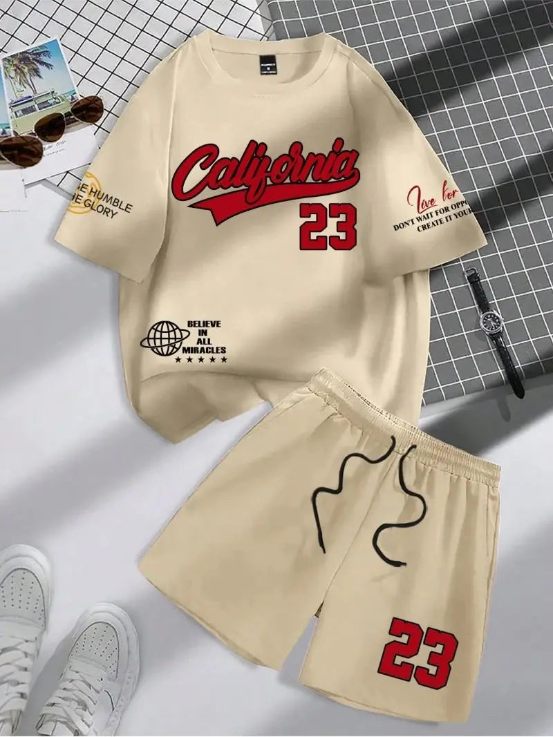 NOVEDAD DE VERANO 2025, traje de tendencia para hombre, conjunto de manga corta con cuello redondo, camiseta y pantalones cortos con cuello redondo y estampado alfanumérico personalizado a la moda
