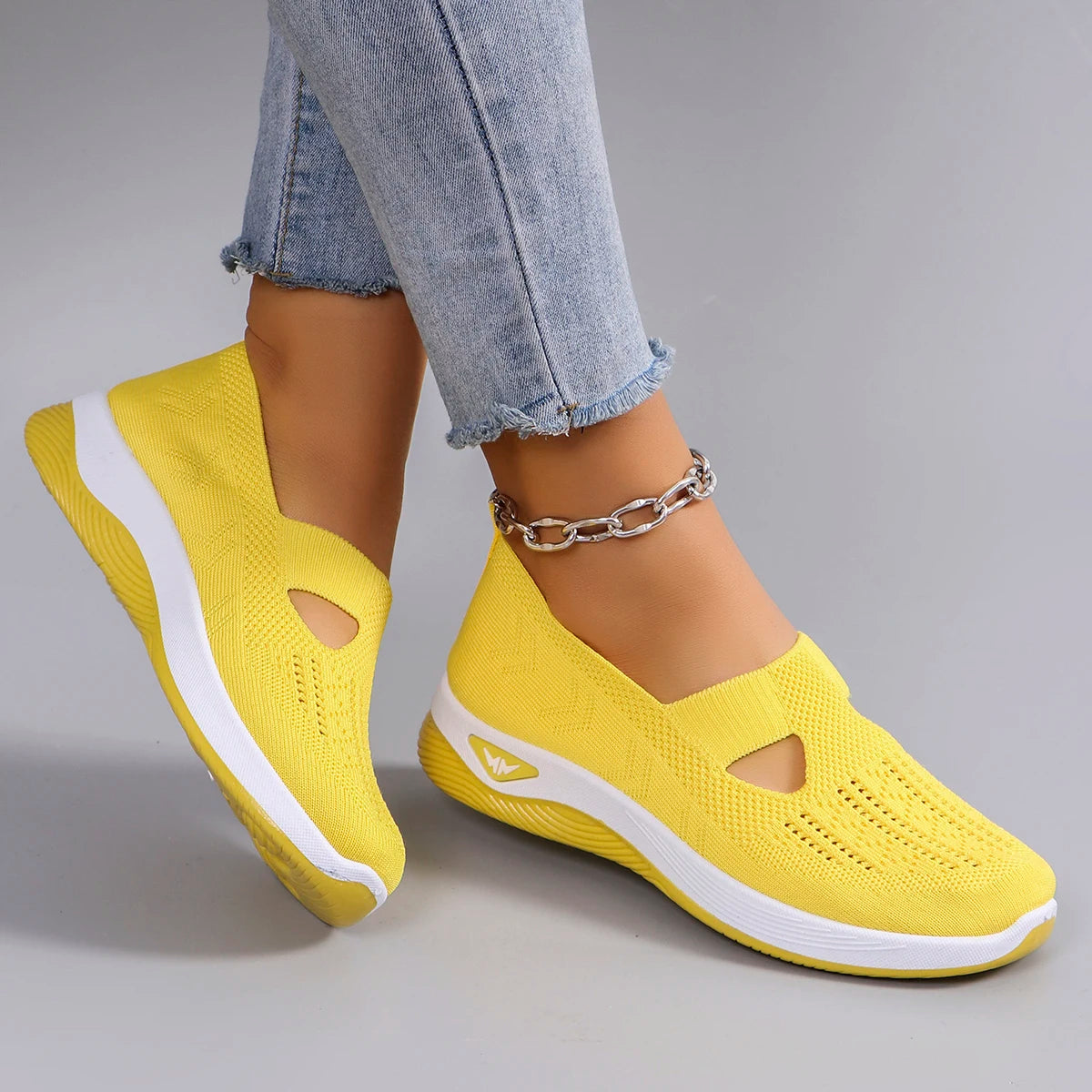 Nuevos zapatos deportivos de primavera para mujer, zapatos deportivos informales a la moda, transpirables, ligeros, antideslizantes, resistentes al desgaste, zapatos planos
