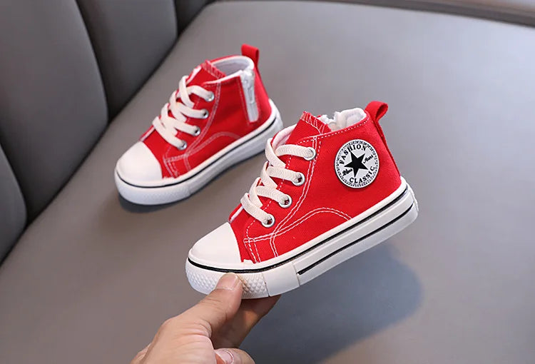 Zapatos de lona de caña media para niños, zapatos informales cómodos de fondo suave para niños y niñas, zapatos de tablero transpirables antideslizantes