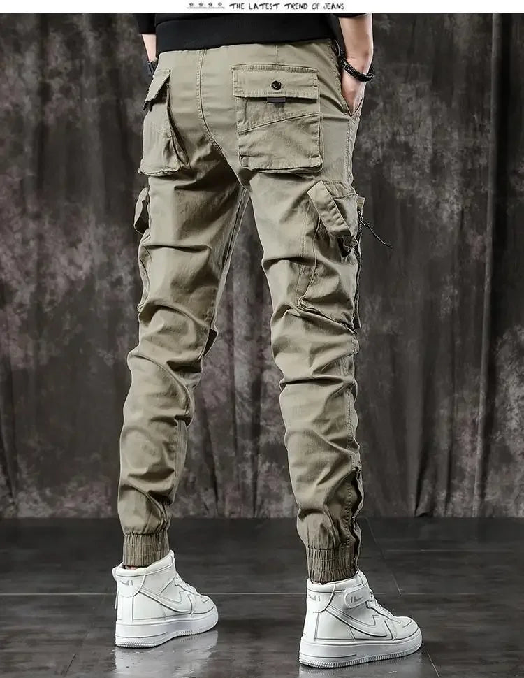 Pantalones Cargo de moda para hombre, pantalones ajustados de estilo informal, holgados, estilo americano, pantalones de pie pequeños con múltiples bolsillos, color negro, primavera y otoño