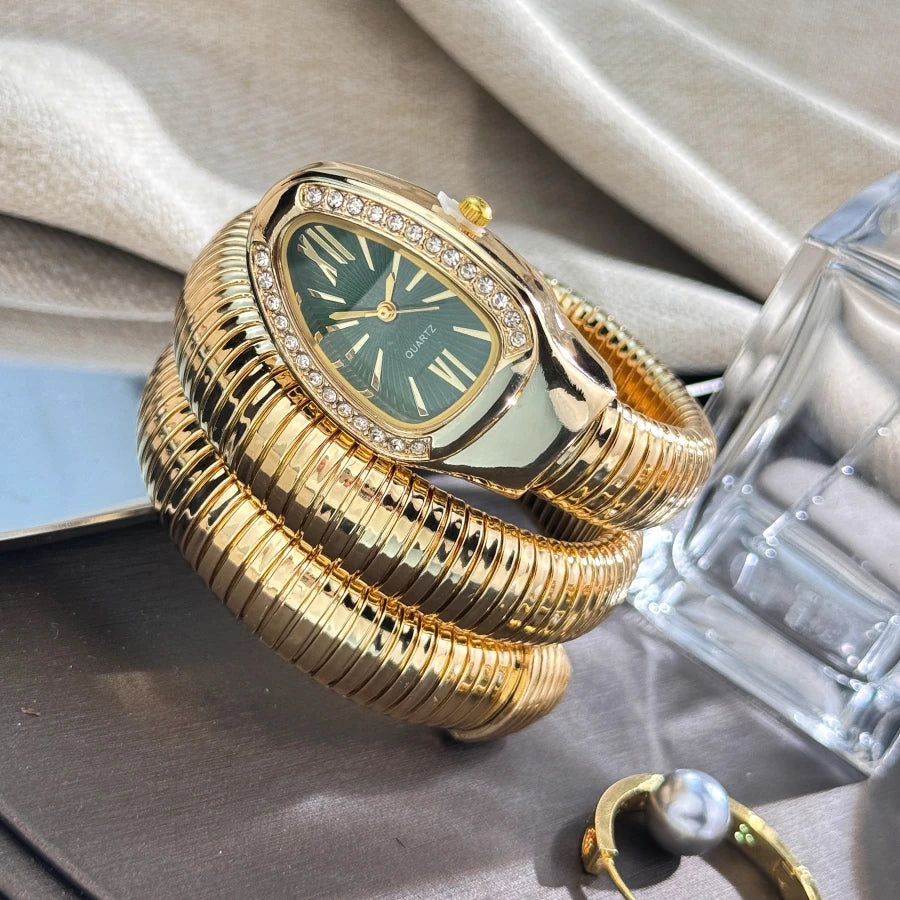 Reloj de aleación serpentina de alta calidad a la moda para mujer con caja de diamantes Reloj de pulsera de cuarzo de alta calidad estilo famoso