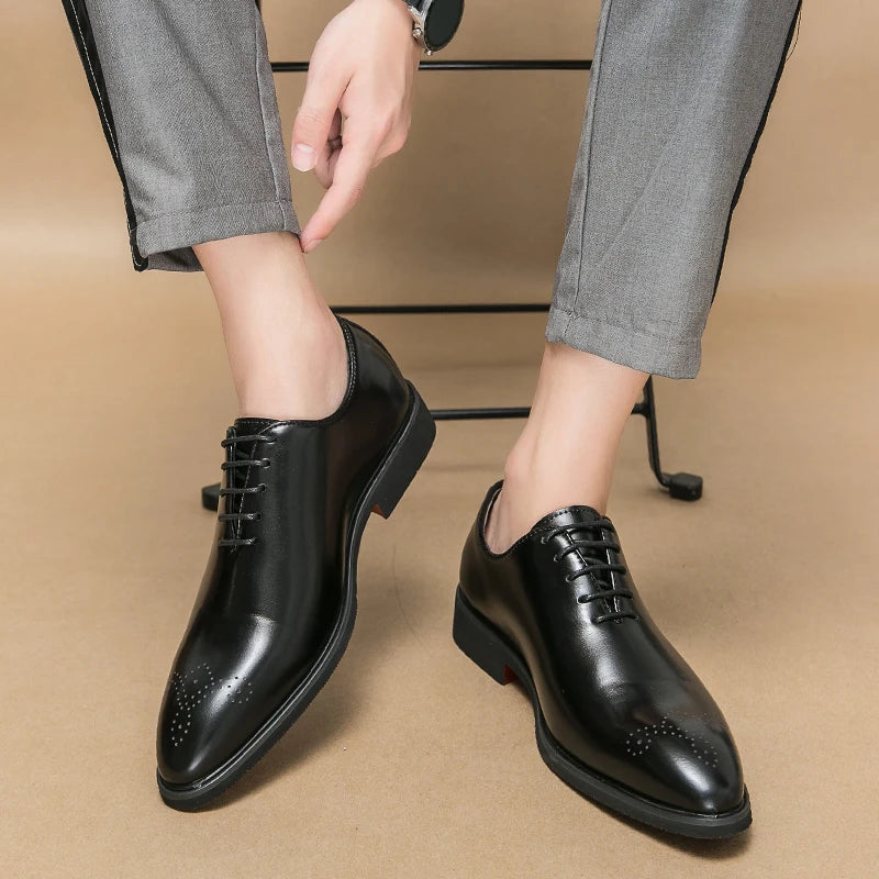 Zapatos de cuero de lujo para hombre, zapatos de alta calidad a la moda Oxford, zapatos de vestir de boda para hombre, zapatos de cuero 2024, zapatos de oficina para caballero