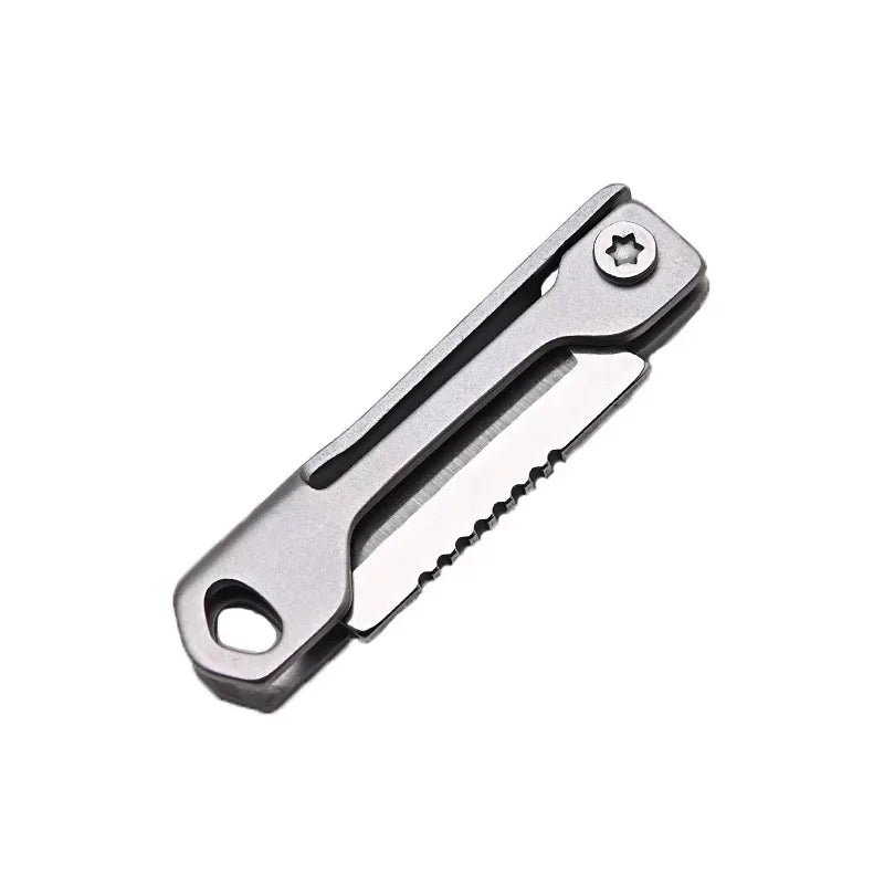 Suministros para acampar al aire libre, cuchillo plegable de acero inoxidable, Mini llavero de cabeza cuadrada, colgante, cuchillo de bolsillo portátil, herramientas de senderismo, 1 ud.