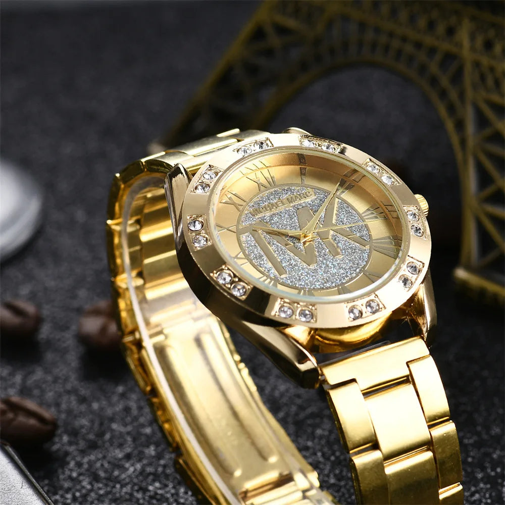 UTHAI-reloj de cuarzo con diamantes para mujer y hombre, pulsera de acero inoxidable con logotipo TVK, dorado, a la moda