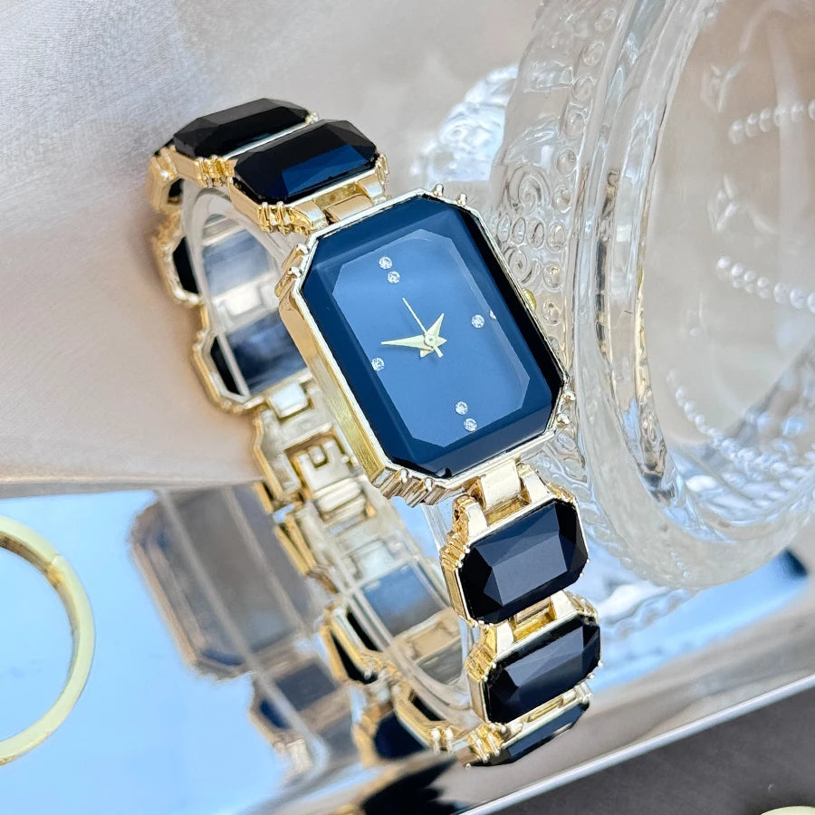 Reloj de mujer de estilo europeo y americano con cadena de diamantes de imitación de sección grande, caja rectangular de color, esfera de diamantes de imitación