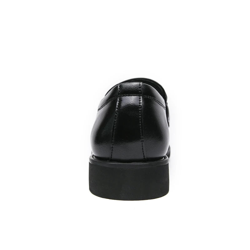 Mocasines casuales clásicos para hombre, zapatos de conducción, moda masculina, zapatos cómodos de cuero para boda, zapatos de vestir negros de negocios