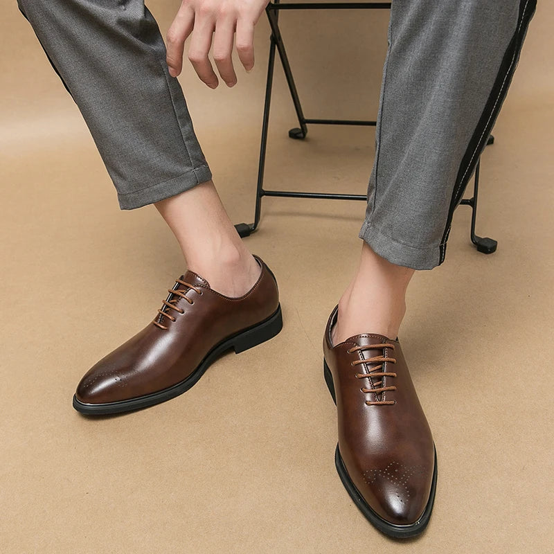 Zapatos de cuero de lujo para hombre, zapatos de alta calidad a la moda Oxford, zapatos de vestir de boda para hombre, zapatos de cuero 2024, zapatos de oficina para caballero