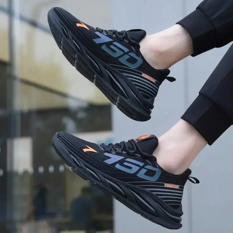 Zapatos deportivos informales de malla ligera para hombre, zapatillas transpirables de verano para correr, suela suave a la moda, cómodas zapatillas antideslizantes para hombre