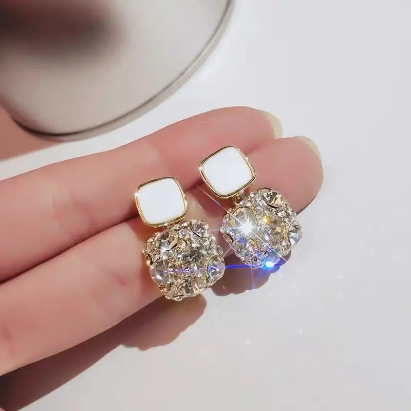 Nuevos pendientes geométricos de cristal brillante púrpura Vintage para mujer, pendientes de gota finos y encantadores, joyerÃa