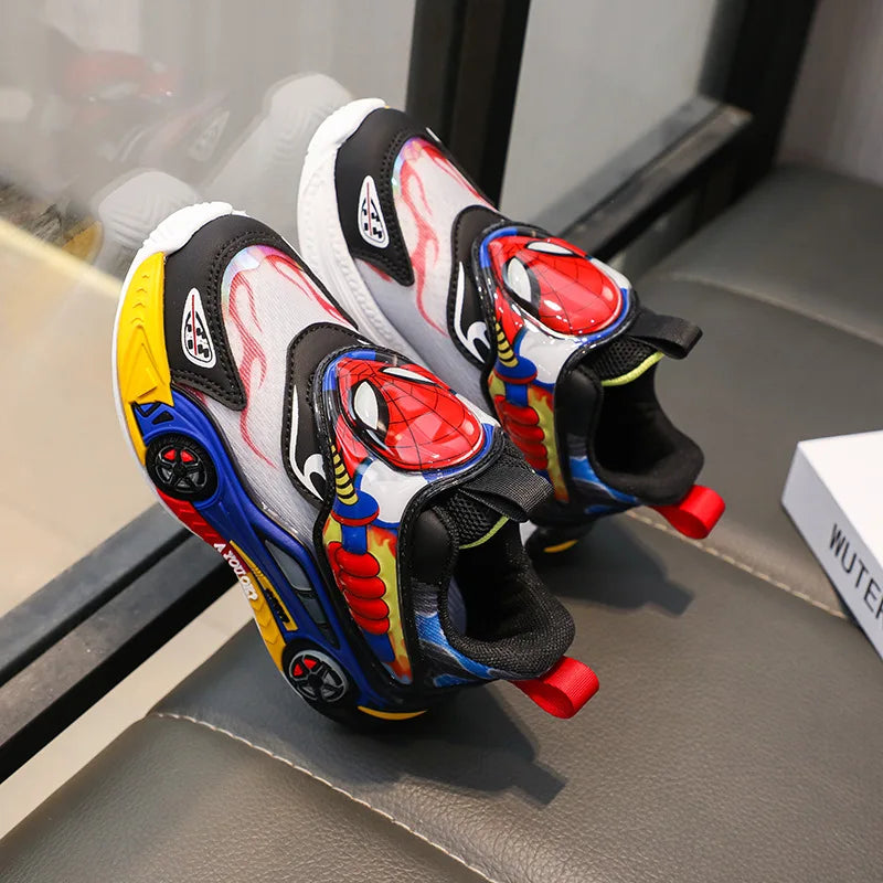 Zapatos para niños, zapatillas de deporte de Spiderman con luces LED de dibujos animados a la moda para niños, zapatos deportivos antideslizantes transpirables para estudiantes, talla 26-35
