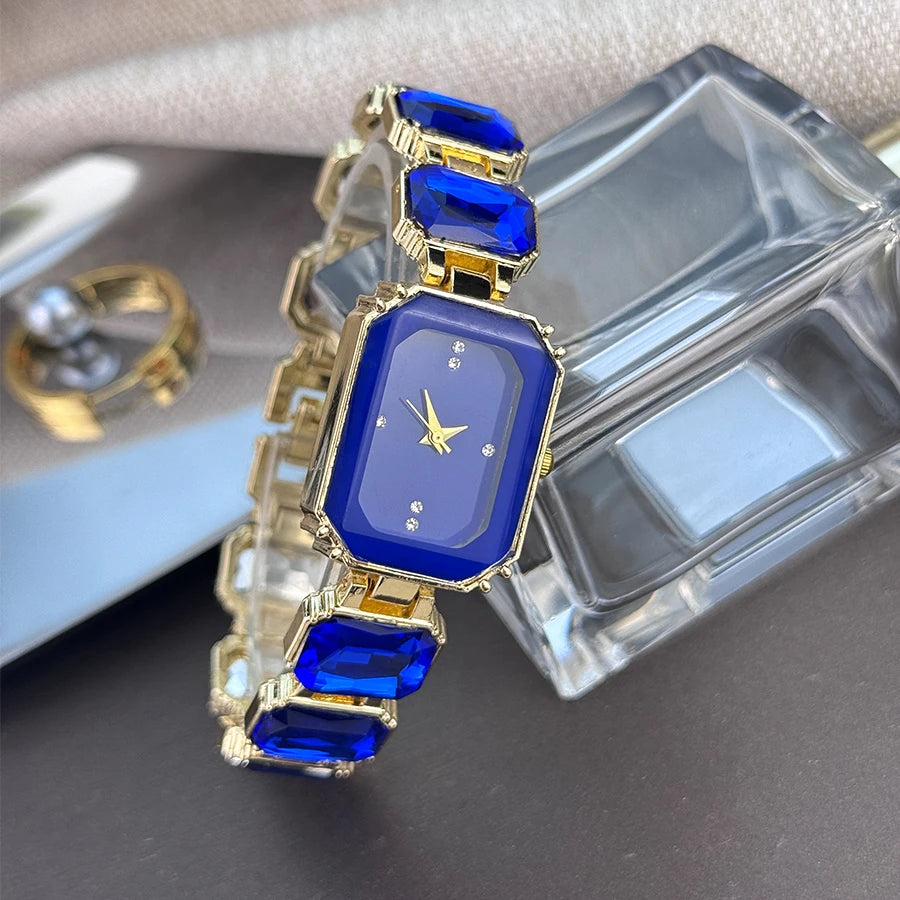 Reloj de mujer de estilo europeo y americano con cadena de diamantes de imitación de sección grande, caja rectangular de color, esfera de diamantes de imitación